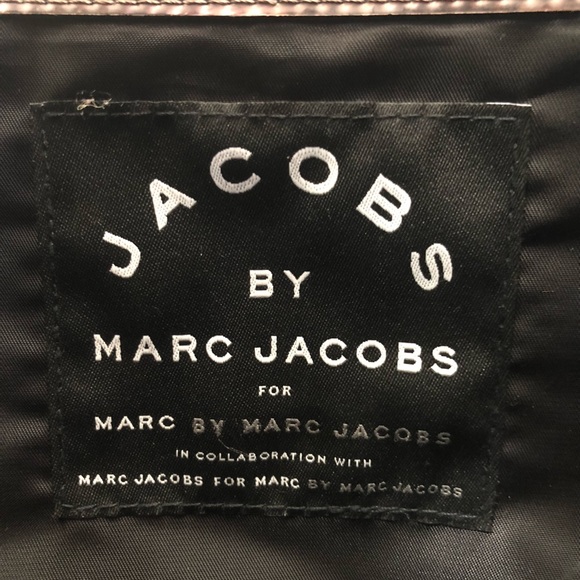 Marc by Marc Jacobs Metallic Tote, with Chain Straps, EUC like new - Picture 11 of 12